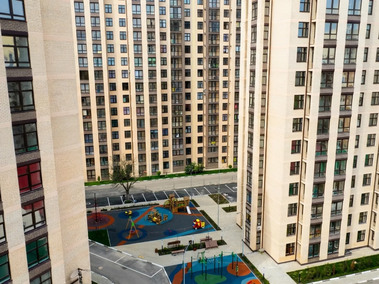 ЖК Привилегия-2 в районе 4-й школы — похожий жилой комплекс, рейтинг 4.0