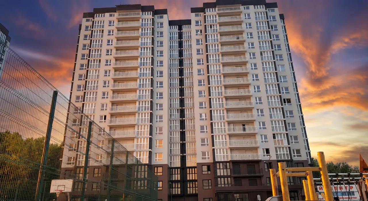 ЖК Парковый в районе Восточный рынок — похожий жилой комплекс, рейтинг 3.6