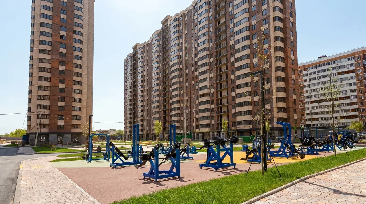 ЖК Лучший в районе РИП (Район завода радиоизмер. приборов) — похожий жилой комплекс, рейтинг 3.4