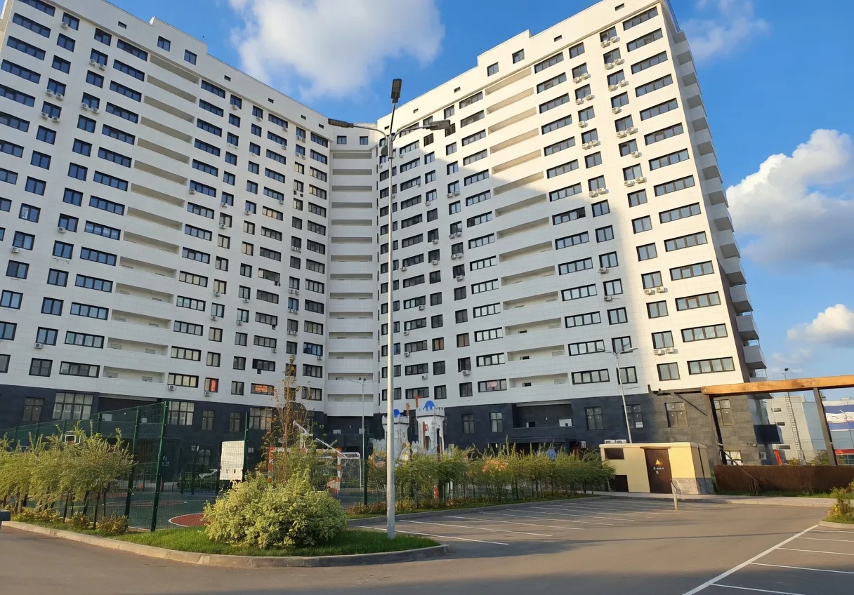 ЖК Парадный в районе 3Б микрорайон — похожий жилой комплекс, рейтинг 3.8