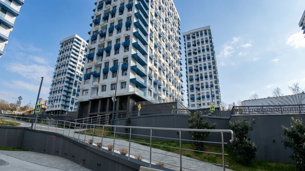 ЖК Кислород в районе Бытха — похожий жилой комплекс, рейтинг 3.7